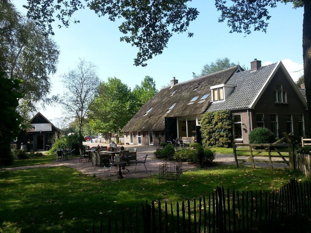 Bed and Breakfast Het Bonte Paard Dwingeloo Exterior foto