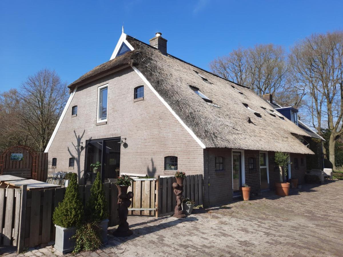 Bed and Breakfast Het Bonte Paard Dwingeloo Exterior foto